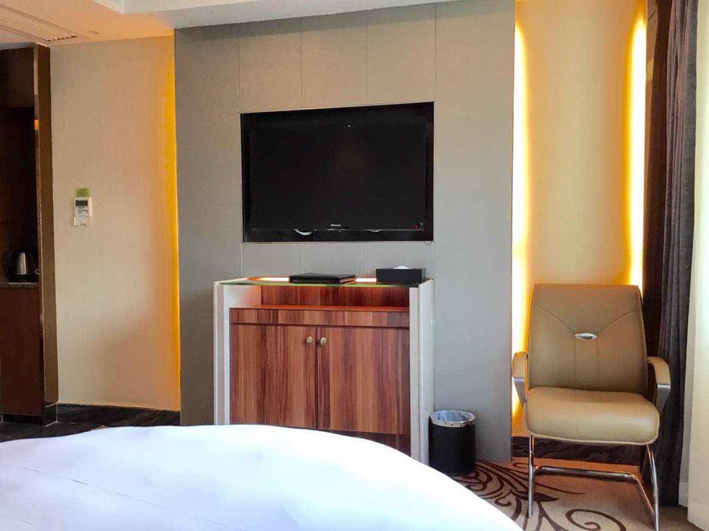 Asian Star Hotel Zhuhai Bagian luar foto