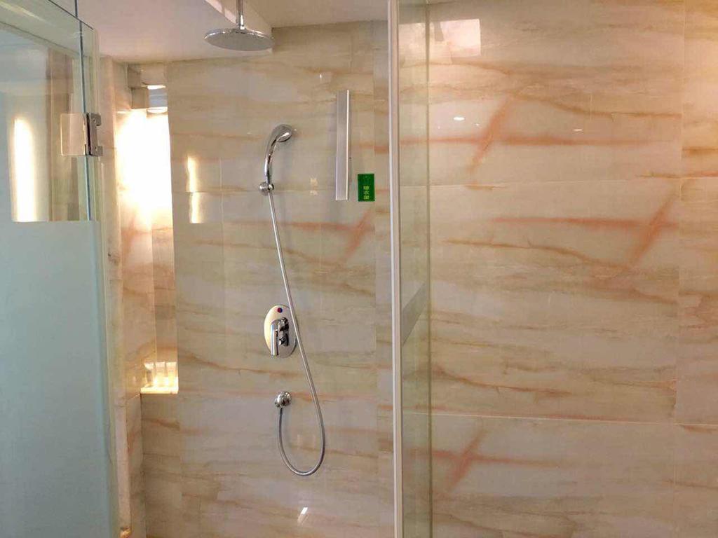 Asian Star Hotel Zhuhai Bagian luar foto