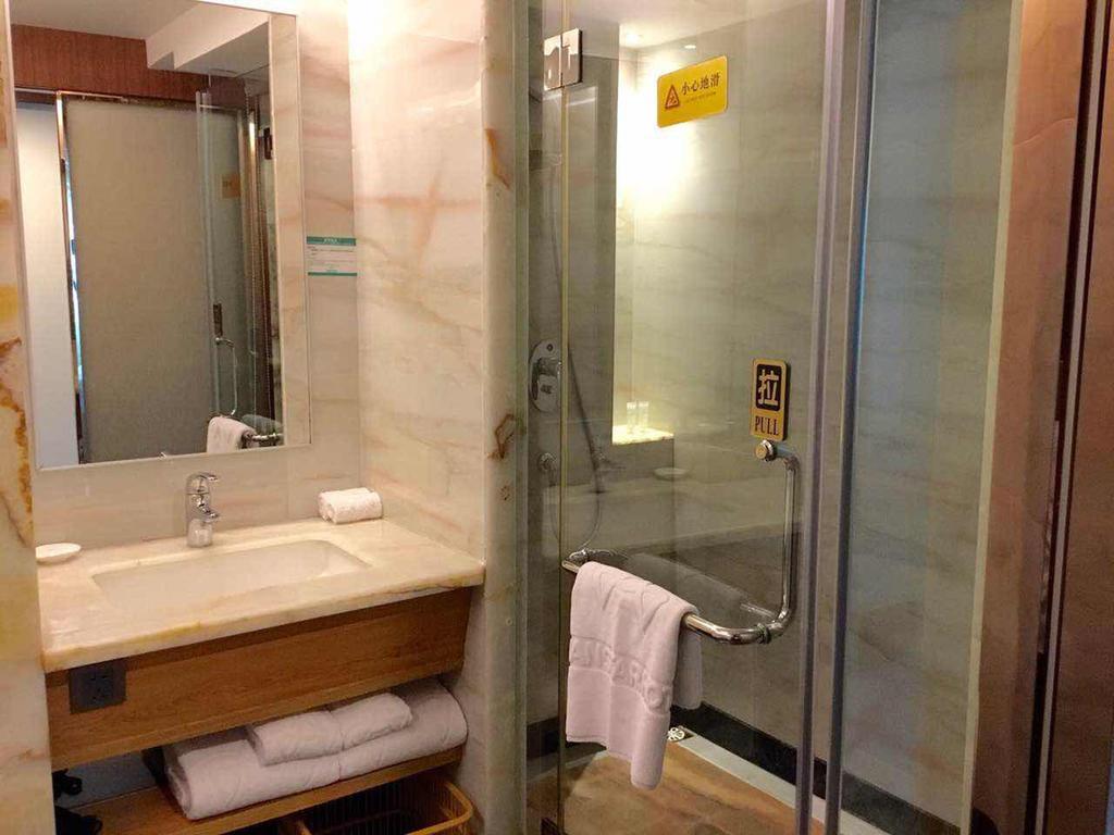Asian Star Hotel Zhuhai Bagian luar foto