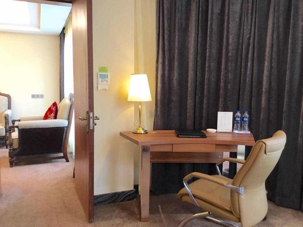 Asian Star Hotel Zhuhai Bagian luar foto