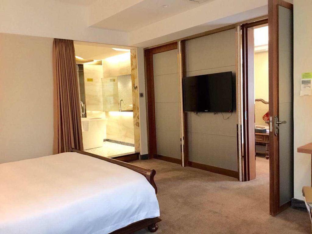 Asian Star Hotel Zhuhai Bagian luar foto